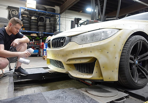 Разработка кастомизированных панелей для BMW M4